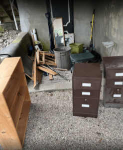 Speedy Junk Removal Pros - Residential Junk