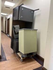 Speedy Junk Removal Pros clearing out unwanted junk fast.